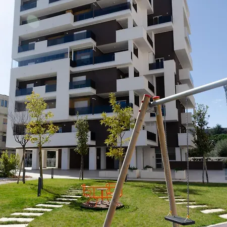 Apartment Apulialux Monkey's Home. Ps5, Golf, Free Parking Bari